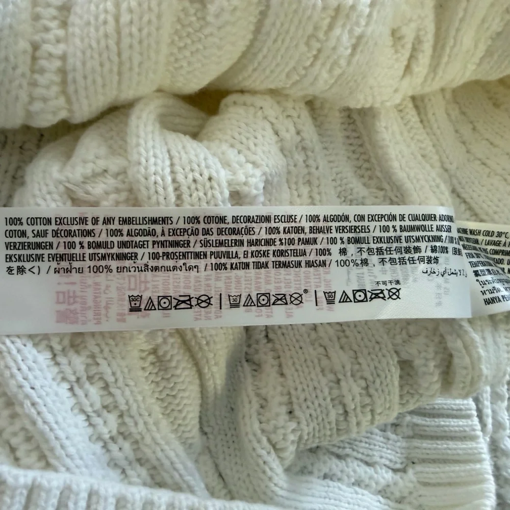 Disney Vacation Club White Crew Spirit Jersey M - Picture 8 of 9